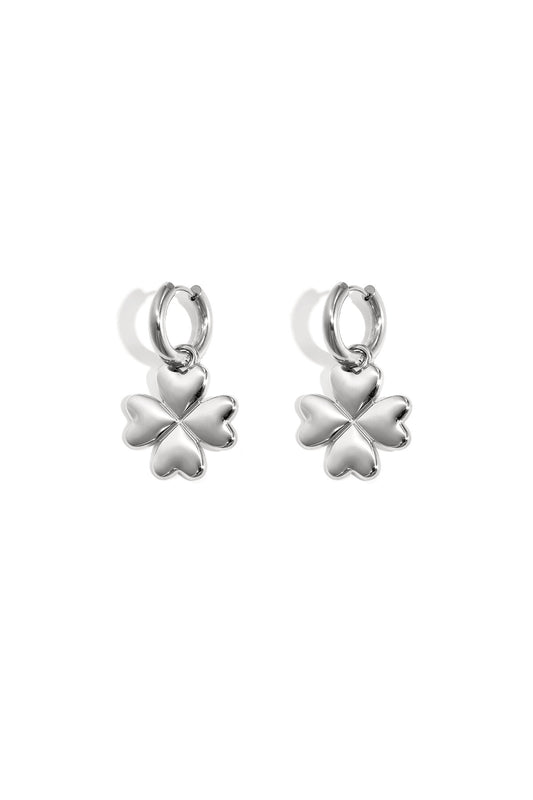 Earrings with clover charm