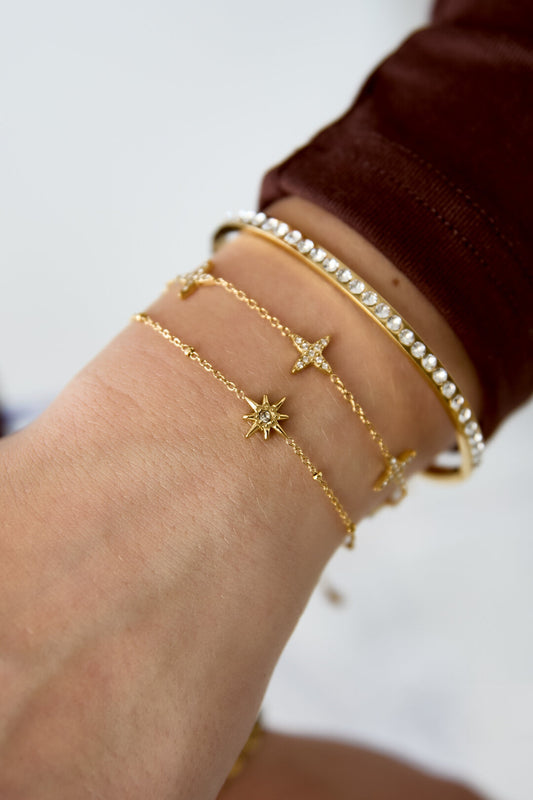 Bracelet with beads and shooting star with stone