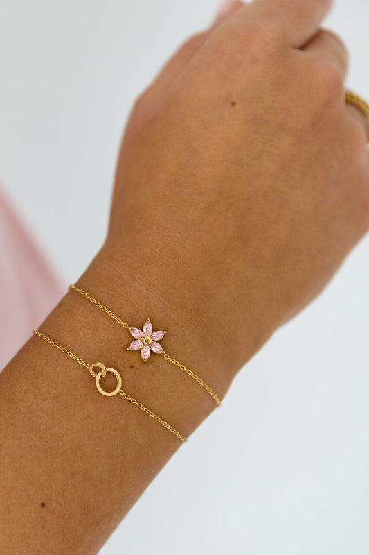 Bracelet with rhinestone flower