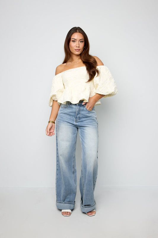 textured puff sleeve top