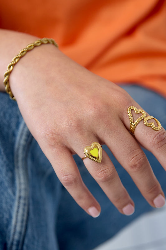 Adjustable statement ring with colored heart