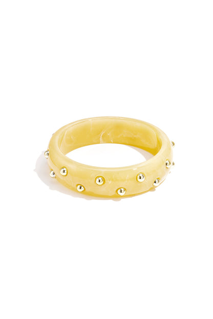 Chic Resin Bangle for Spring/Summer Elegance