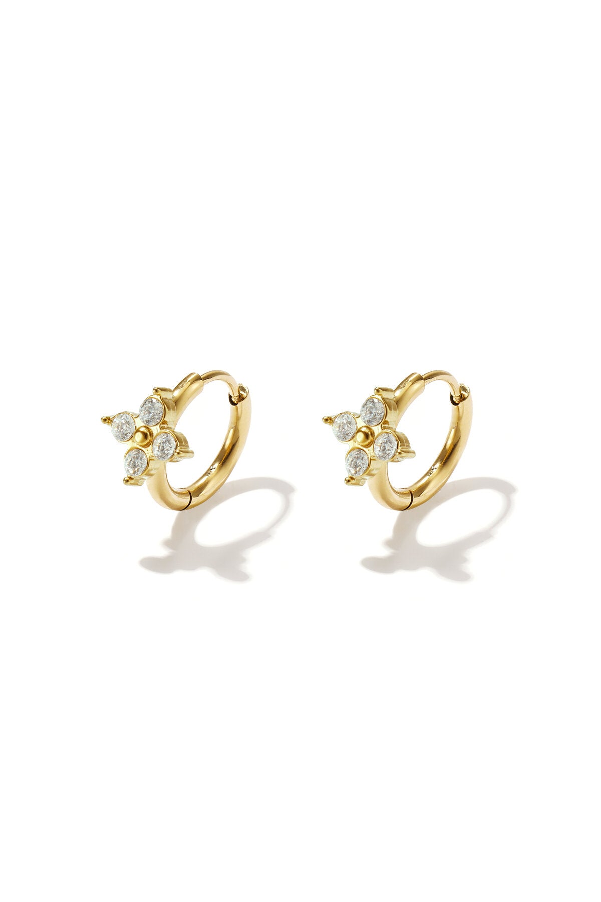 Small hoop earrings with clover-shaped stones