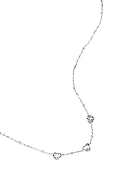 Necklace with beads and hearts with stone
