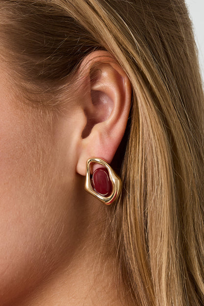 Elegant Gold Retro Stud Earrings for Women