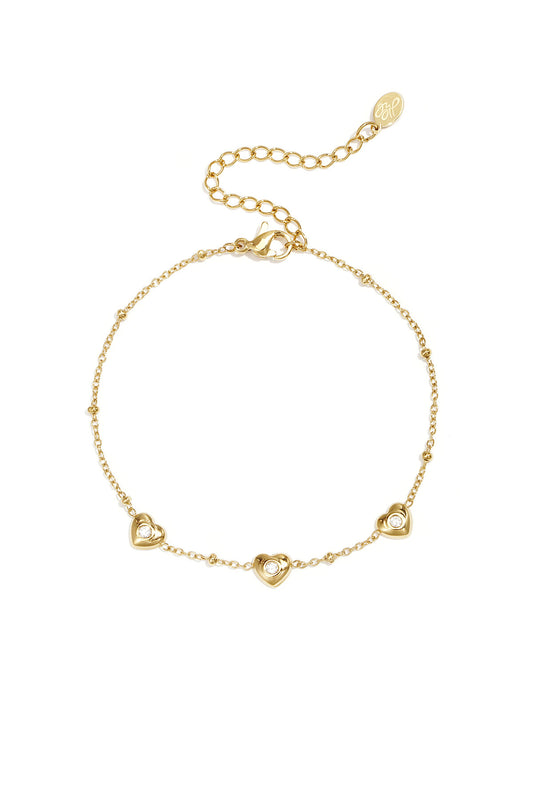 Bracelet with beads and hearts with stone
