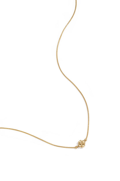 Minimalist necklace with a clover