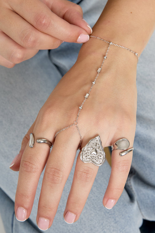 Hand chain with beads and rectangular stones