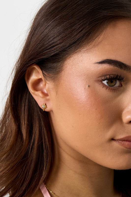 Shooting star earrings with stone detail