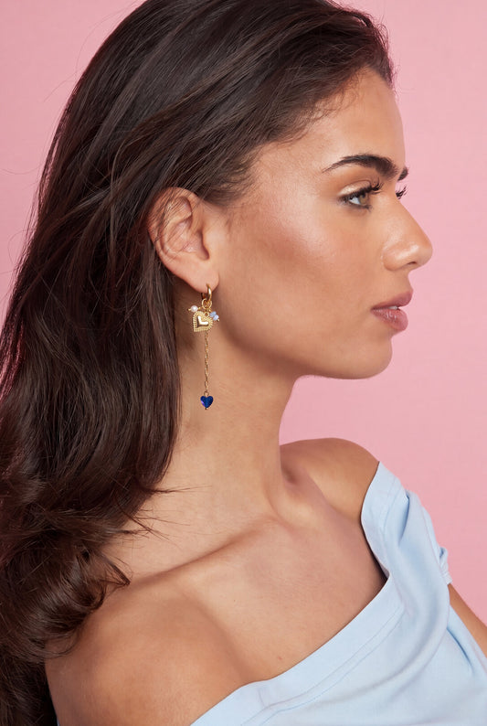 Small hoop earrings with long chain, heart and beads