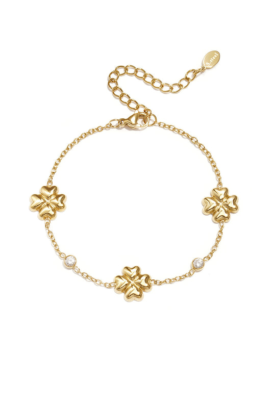 Clover bracelet with alternating stones
