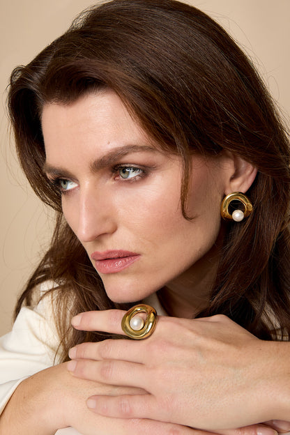 Elegant Adjustable Statement Ring in Silver & Gold