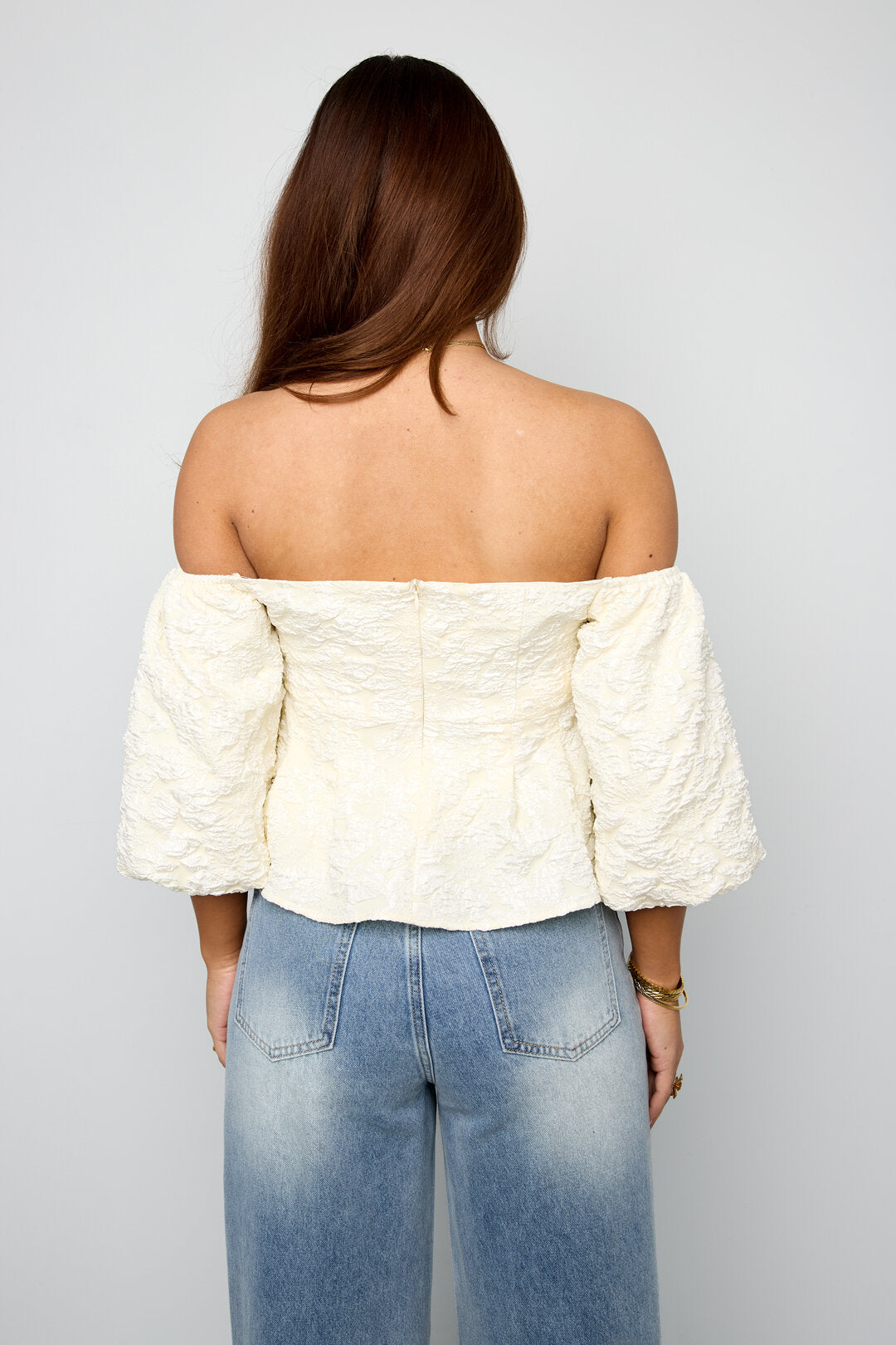 textured puff sleeve top