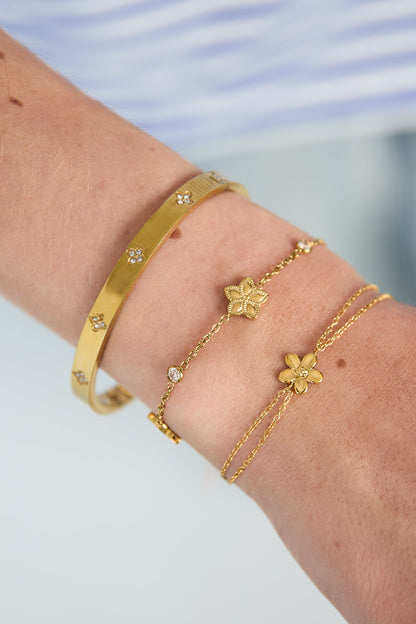 Elegant Simple Flower Charm Bracelet for Women