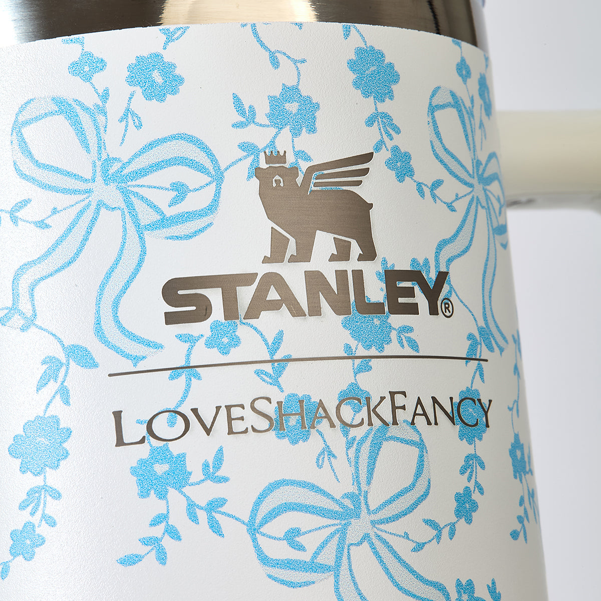 Stanley x LoveShackFancy Bow Blossom Quencher Tumbler 40 oz