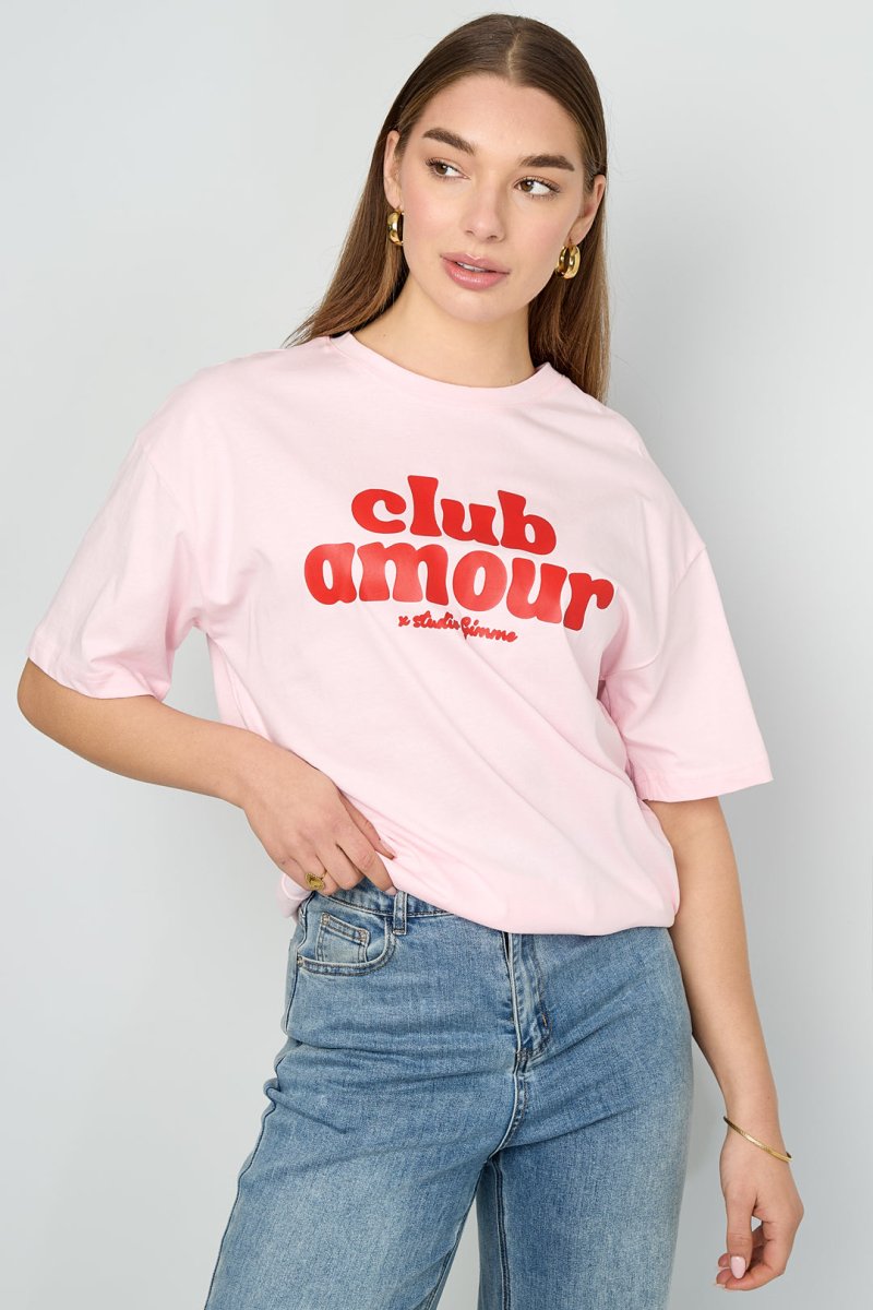 The Amour Club – Women’s Casual Graphic Tee - Velaris Femme