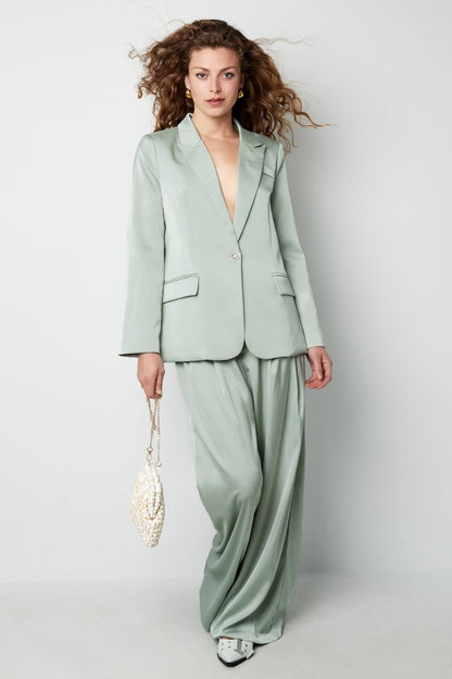 The Clean Line – Straight - Leg Pants - Velaris Femme