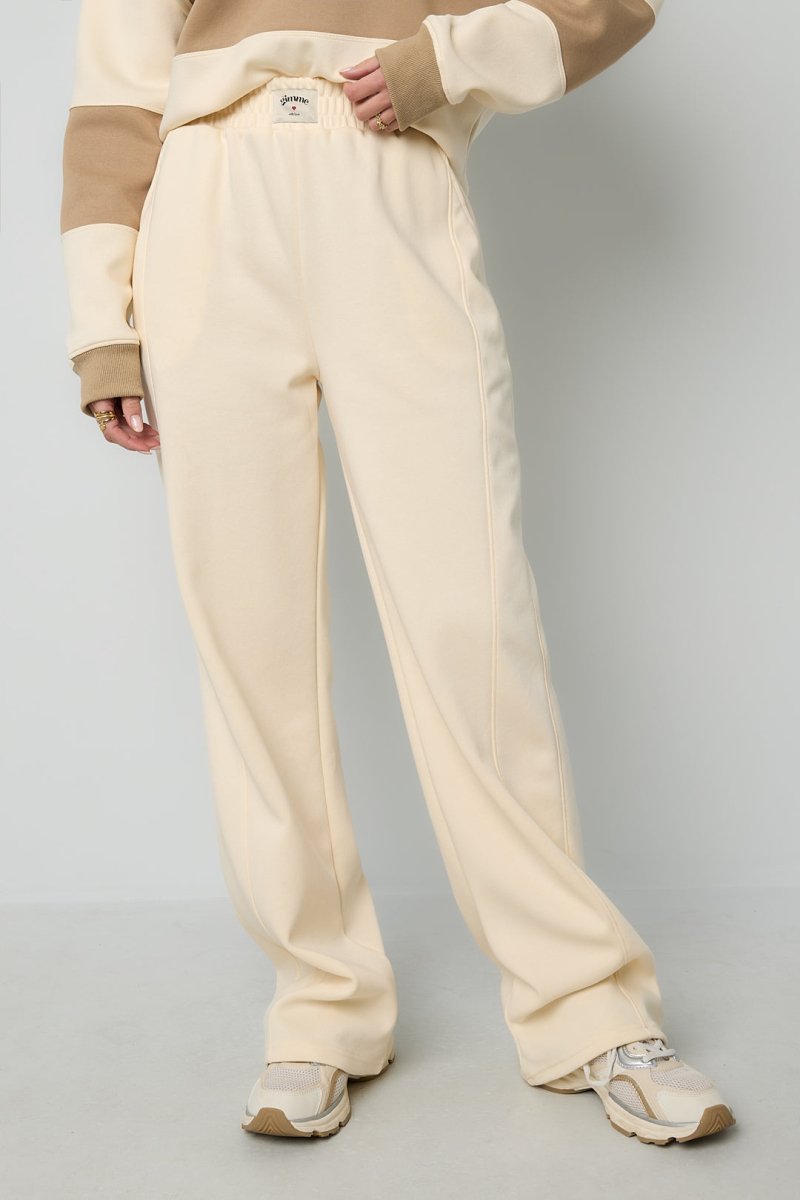 The Sporty Pants - Velaris Femme